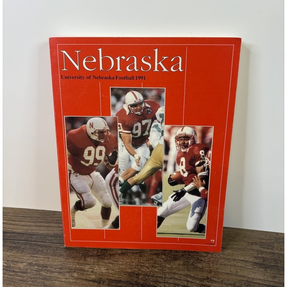 Nebraska Cornhuskers Huskers Football 1991 Media Guide Paperback